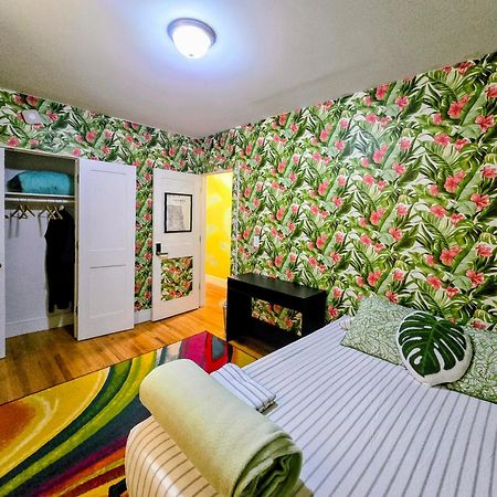 Tropical Comfort Room In Harlem Cozy Stay With Snacks & Style New York Esterno foto