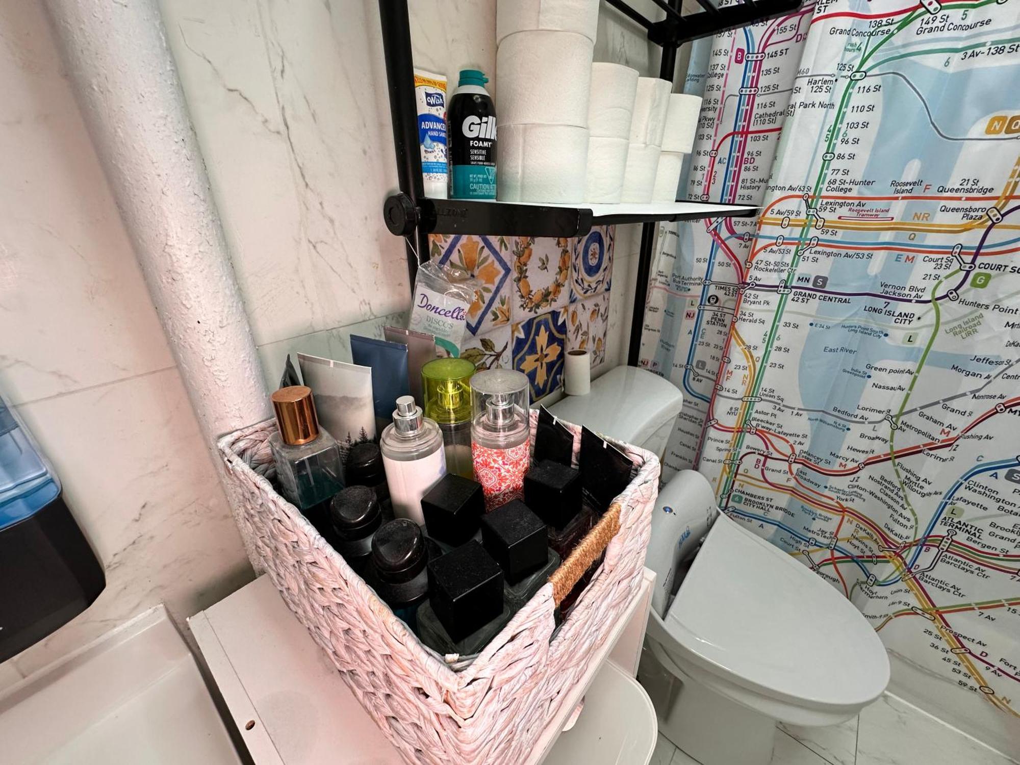 Tropical Comfort Room In Harlem Cozy Stay With Snacks & Style New York Esterno foto