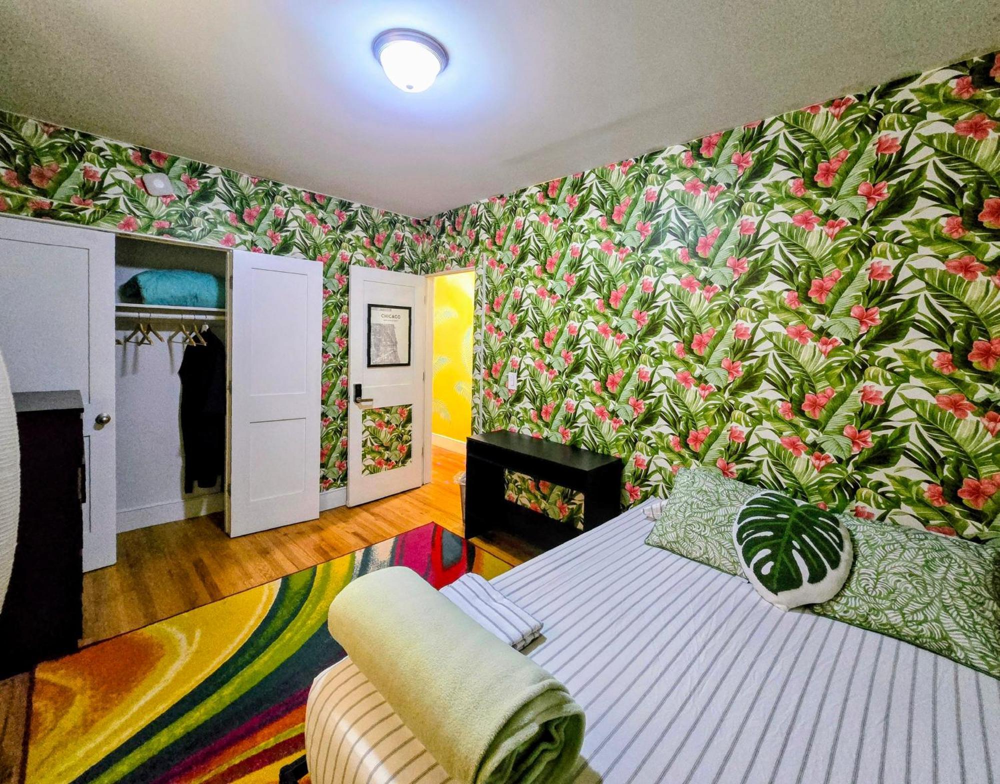 Tropical Comfort Room In Harlem Cozy Stay With Snacks & Style New York Esterno foto